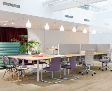 Höhenverstellbare Schreibtische ergonomische Büroausstattung Wien